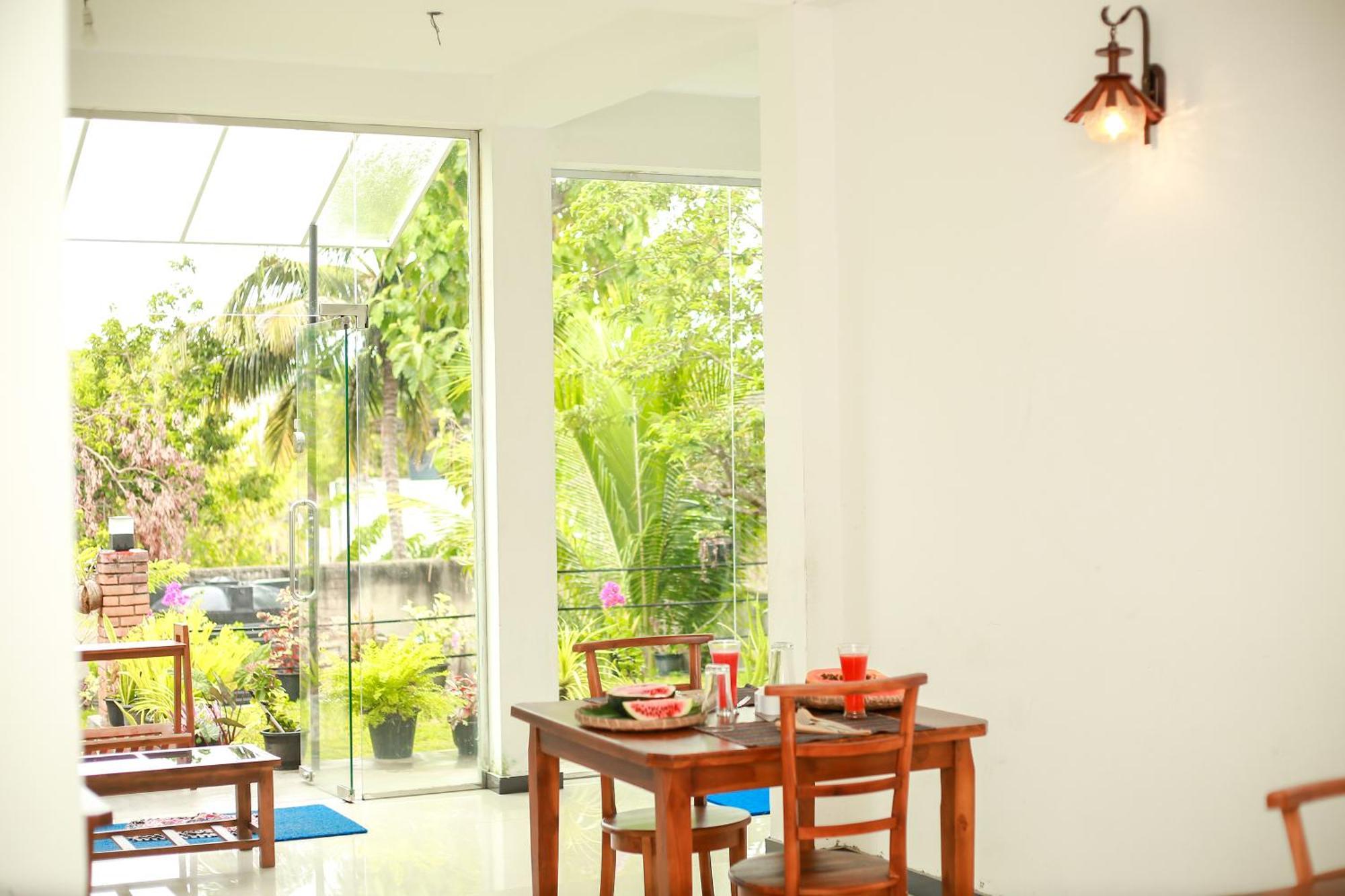 The Blue Haze Weligama Hotel Luaran gambar